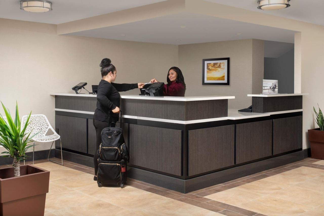 Hotel Candlewood West By Ihg