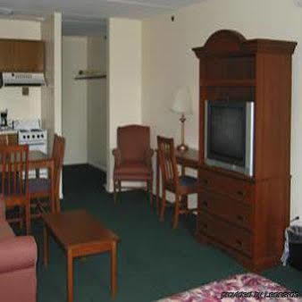 Candlewood West By Ihg 3* Alexandría